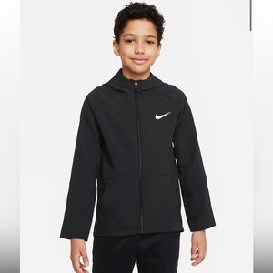 Nike Boys Elite Woven Training Jacket in black, size small